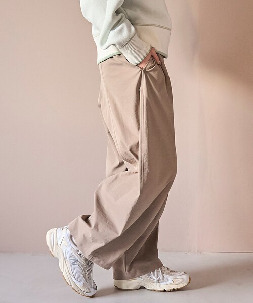coen（コーエン）の「ポリツイルコクーンパンツ（その他パンツ・レディース・ベージュ/ブラック/ダークブラウン/ナチュラル・L/M）」の18枚目の写真