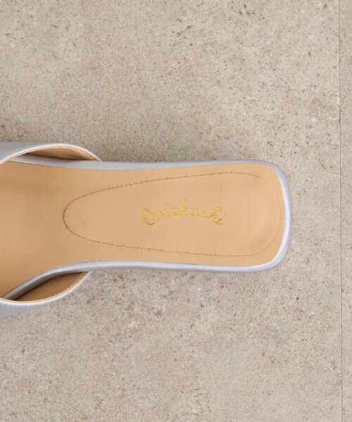 Omekashi（オメカシ）の「リボンミュール（パンプス・レディース・シルバー/ブラック・MEDIUM/SMALL/LARGE）」の19枚目の写真