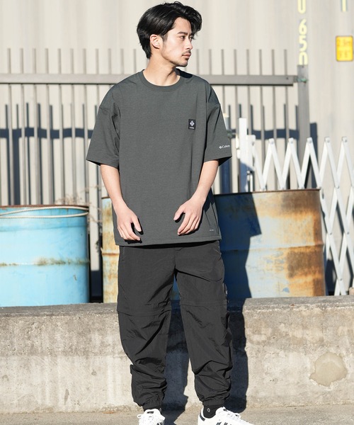Columbia(コロンビア)の「columbia/コロンビア リラックスフィットラッシュユーティリティショートスリーブTシャツ ムラサキ限定 PM0917(Tシャツ/カットソー・メンズ・ライトブラウン/グレー×ホワイト/ブラック×ホワイト/ホワイト×ブラック・XL/L/M/S)」の20枚目の写真
