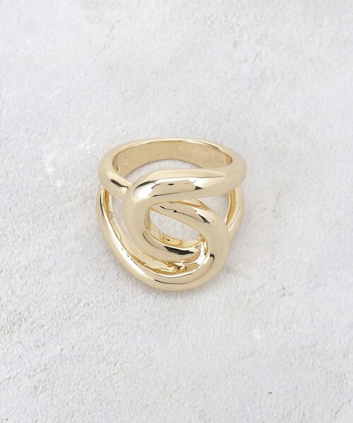 OPAQUE.CLIP(オペークドットクリップ)の「クロスオーバルメタルリング(リング・レディース・ゴールド/シルバー・00)」の3枚目の写真