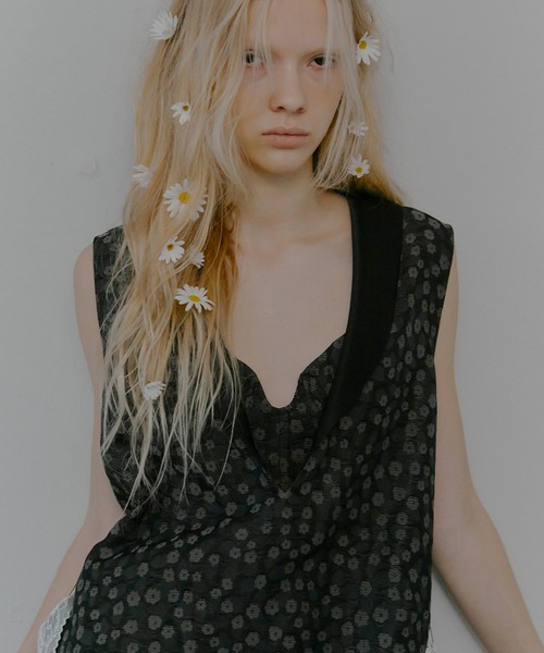 IRENENNE（アイレネ）の「フローラルジャカードブラトップ / Floral Jacquard Bra Top（その他トップス・レディース・ブラック・36）」の3枚目の写真