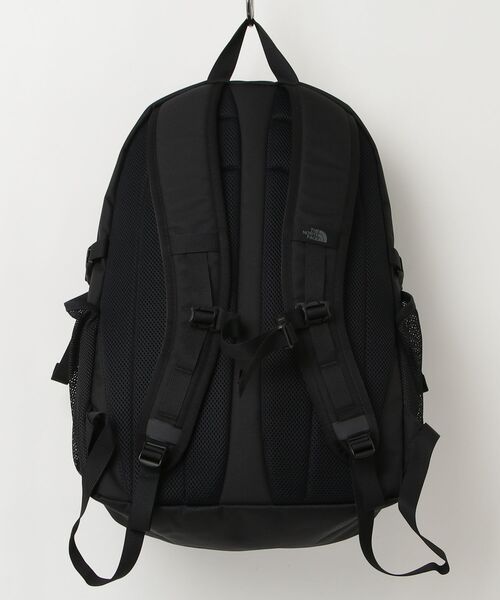 THE NORTH FACE(ザノースフェイス)の「ザ・ノースフェイス / リープ30 NM62610(ユニセックス)(バックパック/リュック・メンズ・ブラック系その他/ホワイト系その他・ONE SIZE)」の3枚目の写真