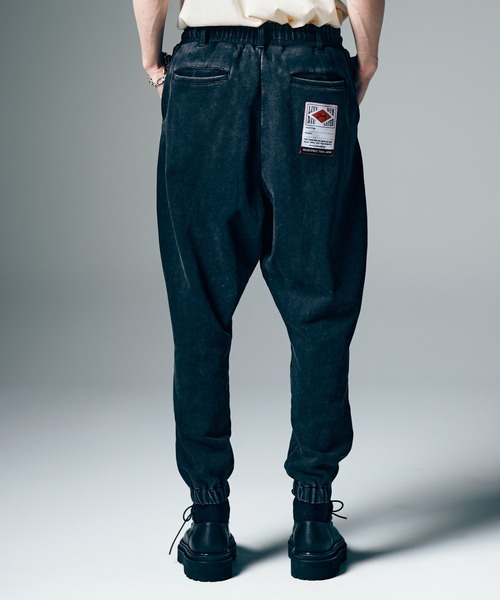 glamb（グラム）の「Fade Sweat Jogger Slacks / フェイドスウェットジョガースラックス（スウェットパンツ・メンズ・ブラック/ワイン/ホワイト・S/M/L）」の14枚目の写真