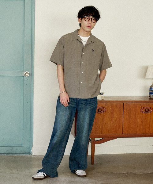 U.S. POLO ASSN.（ユーエスポロアッスン）の「U.S. POLO ASSN.U.S. POLO ASSN. × PUBLUX/ユーエスポロアッスン 別注　ワンポイント オープンカラーシャツ　限定展開（シャツ/ブラウス・メンズ・グレー/チャコールグレー/ブラック/サックスブルー・S/M/L）」の21枚目の写真