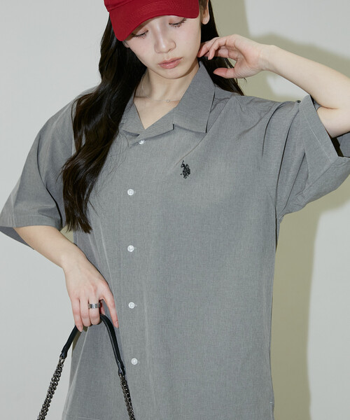U.S. POLO ASSN.（ユーエスポロアッスン）の「U.S. POLO ASSN.U.S. POLO ASSN. × PUBLUX/ユーエスポロアッスン 別注　ワンポイント オープンカラーシャツ　限定展開（シャツ/ブラウス・メンズ・グレー/チャコールグレー/ブラック/サックスブルー・S/M/L）」の10枚目の写真