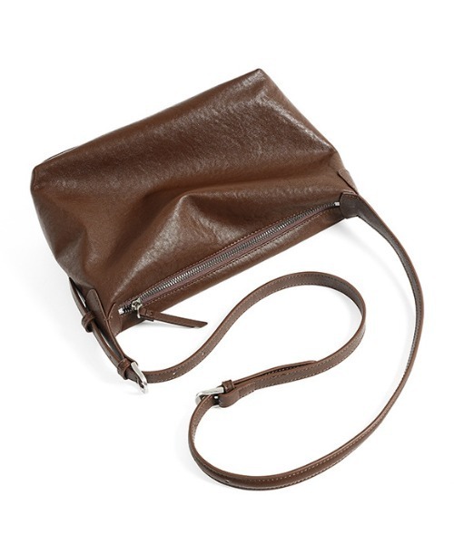 NiiNa(ニーナ)の「【 NiiNa / ニーナ 】高品質レザー2WAYクラシックショルダーバッグ(なめし加工)(ショルダーバッグ・レディース・ダークブラウン/ブラウン/ブラック/グレイッシュベージュ/カーキ・FREE)」の21枚目の写真