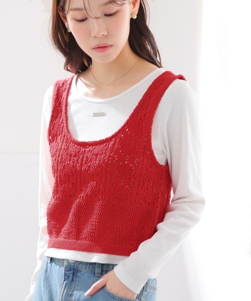 Honeys（ハニーズ）の「透かし編ビスチェ（ニット/セーター・レディース・ブラウン/レッド/アイボリー/ブラック・L/M/S）」の4枚目の写真