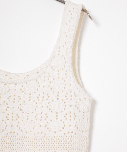 Honeys（ハニーズ）の「透かし編ビスチェ（ニット/セーター・レディース・ブラウン/レッド/アイボリー/ブラック・L/M/S）」の20枚目の写真