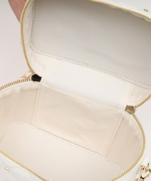 ROYAL PARTY（ロイヤルパーティー）の「パールビジューヴァニティーBAG（ショルダーバッグ・レディース・ピンク/ブルー/オフホワイト/ブラック・FREE）」の8枚目の写真
