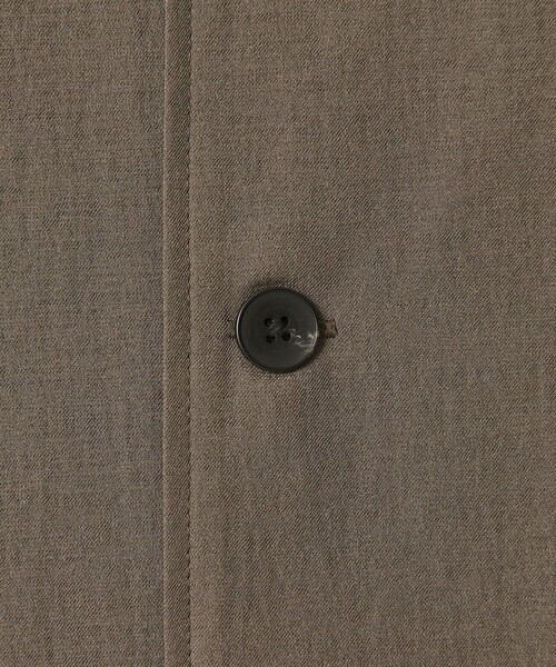 BEAUTY&YOUTH UNITED ARROWS（ビューティーアンドユースユナイテッドアローズ）の「KOMATSU PACK オーバー キャンプカラー シャツ FORM型 セットアップ対応 撥水 ウォッシャブル（シャツ/ブラウス・メンズ・ネイビー/ダークグレー/モカ・XL/L/M/S）」の20枚目の写真