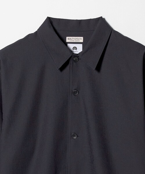BEAUTY&YOUTH UNITED ARROWS（ビューティーアンドユースユナイテッドアローズ）の「KOMATSU PACK オーバー キャンプカラー シャツ FORM型 セットアップ対応 撥水 ウォッシャブル（シャツ/ブラウス・メンズ・ネイビー/ダークグレー/モカ・XL/L/M/S）」の9枚目の写真