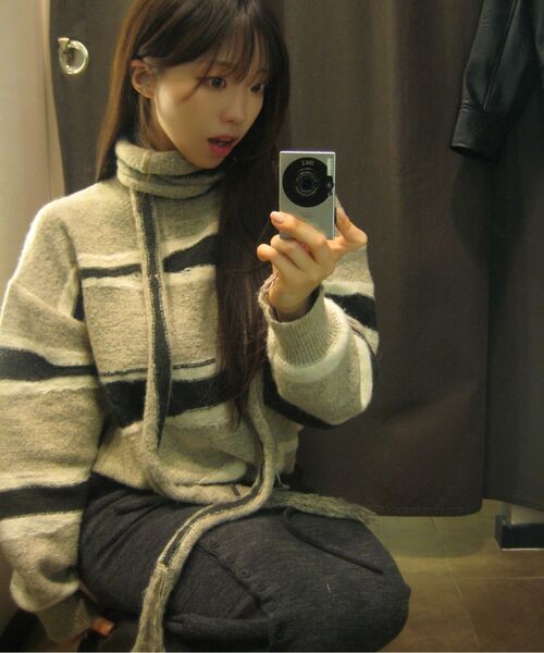 PORTERNA(ポルテナ)の「STRIPE DISTRESSED SWEATER SCARF SET-BEIGE(ニット/セーター・レディース・その他・OS)」の20枚目の写真