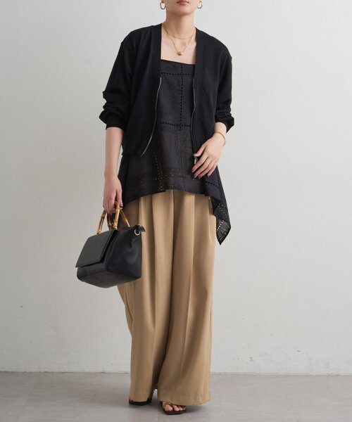 LOUNGEDRESS（ラウンジドレス）の「2WAYパネルレース刺繍キャミ（キャミソール・レディース・オフホワイト/ブラック・FREE）」の4枚目の写真