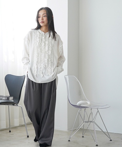 mili an deni(ミリアンデニ)の「タキシードフリルブラウス(シャツ/ブラウス・レディース・ブラック/ホワイト・M)」の11枚目の写真