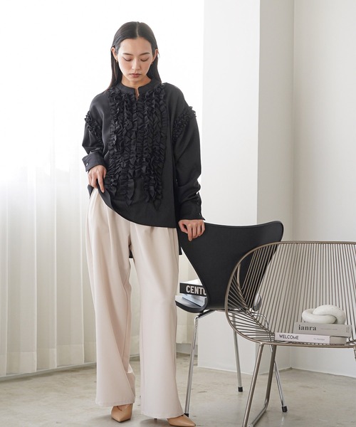 mili an deni(ミリアンデニ)の「タキシードフリルブラウス(シャツ/ブラウス・レディース・ブラック/ホワイト・M)」の15枚目の写真
