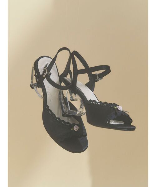 merry jenny（メリージェニー）の「ハートヒールストラップサンダル（サンダル・レディース・ブラック/オフホワイト・LARGE/MEDIUM）」の21枚目の写真