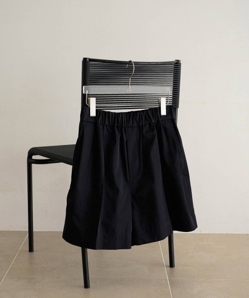 anuke(アンヌーク)の「anuke Twill Half Pants ツイルハーフパンツ/62610724(その他パンツ・レディース・ベージュ/ブラック・36)」の13枚目の写真