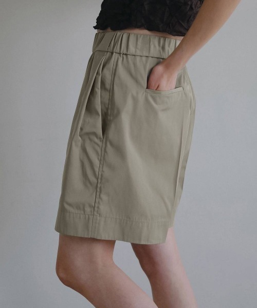 anuke(アンヌーク)の「anuke Twill Half Pants ツイルハーフパンツ/62610724(その他パンツ・レディース・ベージュ/ブラック・36)」の6枚目の写真