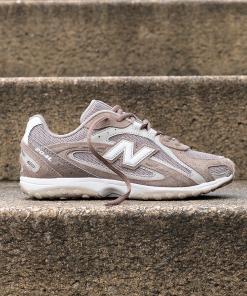 NEW BALANCE（ニューバランス）の「204L　U204L155（スニーカー・メンズ・ベージュ・25.5cm/22.5cm/29.0cm/28.5cm/25.0cm/24.5cm/24.0cm/23.5cm/23.0cm/28.0cm/27.5cm/27.0cm/26.5cm/26.0cm）」の4枚目の写真