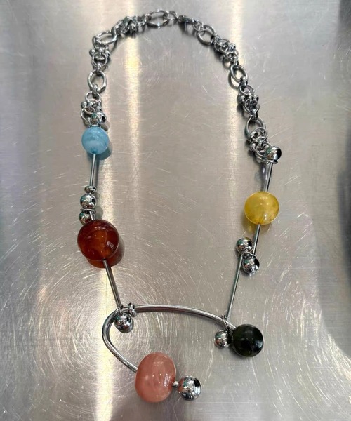 Vipoa(ヴィポア)の「Modern multi beads choker(ネックレス・レディース・シルバー系その他3/シルバー系その他2/シルバー系その他・FREE)」の5枚目の写真