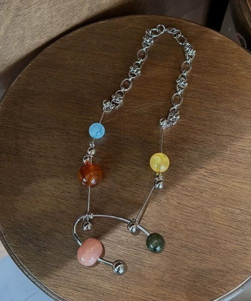 Vipoa(ヴィポア)の「Modern multi beads choker(ネックレス・レディース・シルバー系その他3/シルバー系その他2/シルバー系その他・FREE)」の7枚目の写真