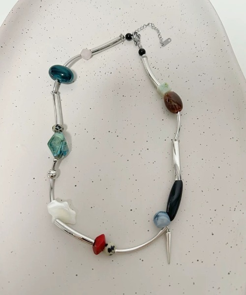 Vipoa(ヴィポア)の「Modern multi beads choker(ネックレス・レディース・シルバー系その他3/シルバー系その他2/シルバー系その他・FREE)」の13枚目の写真