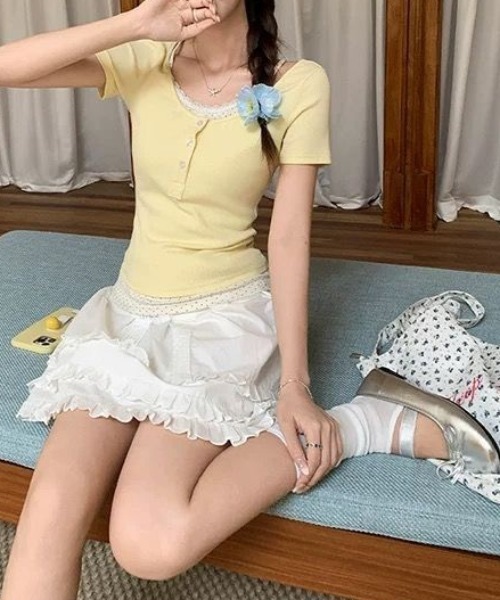 lulufa(ルルファ)の「フェイクレイヤード ドットヘンリーリブTシャツ(Tシャツ/カットソー・レディース・ネイビー/イエロー・LARGE/MEDIUM)」の16枚目の写真