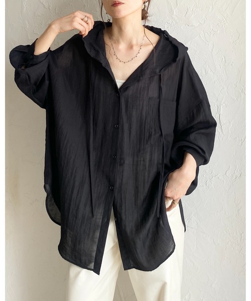 She's Closet（シーズクローゼット）の「フード付き オーバーサイズ シアーシャツ パーカー（シャツ/ブラウス・レディース・ブラック/サックスブルー/ホワイト/グレー・FREE）」の5枚目の写真