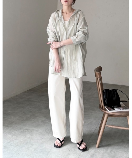 She's Closet（シーズクローゼット）の「フード付き オーバーサイズ シアーシャツ パーカー（シャツ/ブラウス・レディース・ブラック/サックスブルー/ホワイト/グレー・FREE）」の22枚目の写真