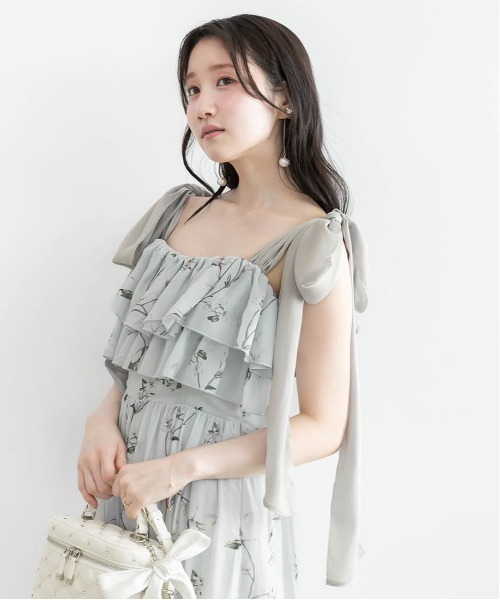RANDA(ランダ)の「シアーリボンショルダーティアードワンピース(ワンピース・レディース・ブルー/アイボリー/ブラック・1/0)」の11枚目の写真
