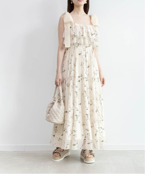 RANDA(ランダ)の「シアーリボンショルダーティアードワンピース(ワンピース・レディース・ブルー/アイボリー/ブラック・1/0)」の19枚目の写真