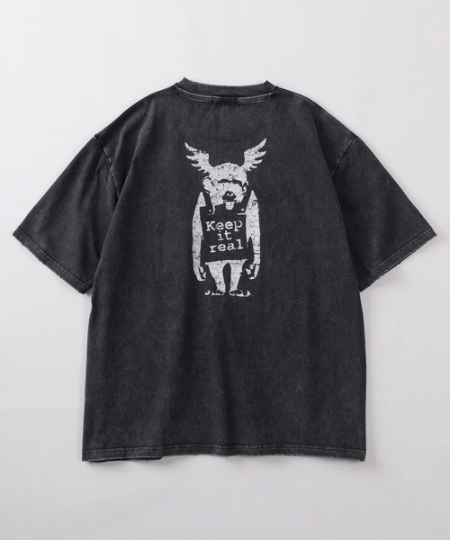 BRANDALISED(ブランダライズド)の「【70】【BRANDALISED/ブランダライズド】バンクシーアートグラフィック スノーウォッシュ バックプリント クルーネックTシャツ(Tシャツ/カットソー・メンズ・ブラウン/アイボリー/ブラック・M/L)」の5枚目の写真
