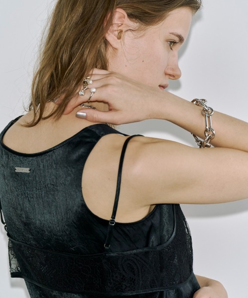 JOSE MOON(ジョゼムーン)の「LACE TLIM TUNIC/レーストリムチュニック(その他トップス・レディース・ホワイト/ブラック/イエロー系その他・FREE)」の4枚目の写真