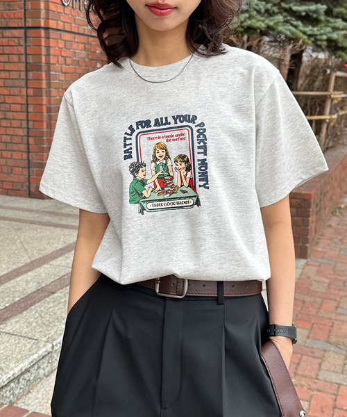 Chillfar(チルファー)の「アソートグラフィックミックスTEE(Tシャツ/カットソー・レディース・ブルー/ブラウン系/ブラウン/ネイビー系1/レッド/ホワイト/ホワイト系2/ホワイト系1/ブラック/ホワイト系/レッド系1/ブルー系1/イエロー系1/イエロー系/チャコール/イエロー/ネイビー系2/ホワイト系3/ネイビー系・FREE)」の2枚目の写真