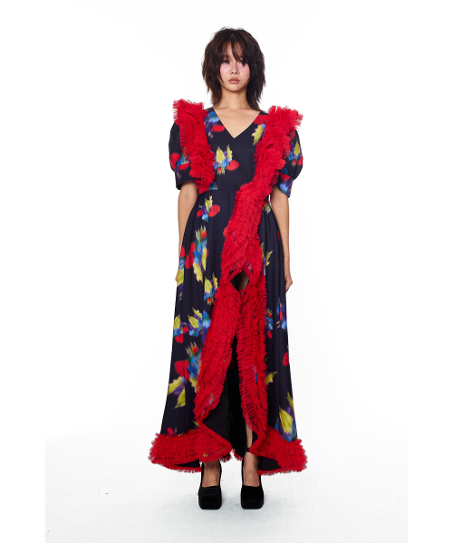 GREEDILOUS（グリディアス）の「Blur Floral Ruffled Dress（ワンピース・レディース・その他・SMALL/MEDIUM/LARGE/X-SMALL）」の2枚目の写真
