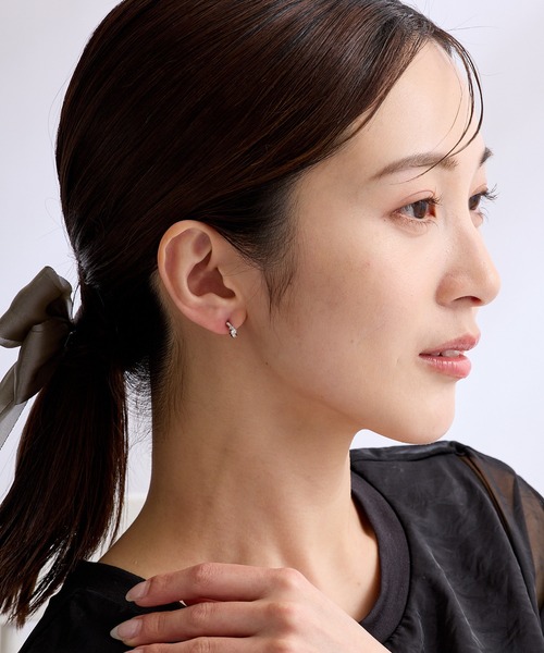 CALIN STANDARD(カリンスタンダード)の「◆金属アレルギー対応◆◆made in japan◆【片手でスムースワンタッチ】ダブルキュービックジルコニア ミニスムースピアス(ピアス(両耳用)・レディース・ピンクゴールド/ゴールド/シルバー・FREE)」の15枚目の写真