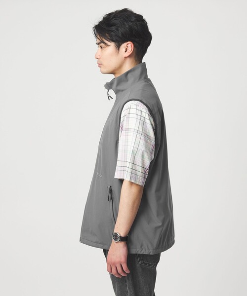 MARMOT(マーモット)の「【別注】<Marmot>A2 ウィンド シェル ベスト -4WAYストレッチ・はっ水-(ベスト・メンズ・ブラック/ダークグレー・L/M)」の19枚目の写真