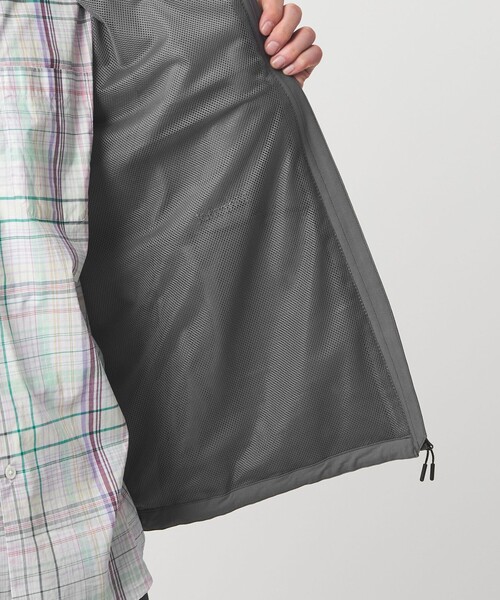 MARMOT(マーモット)の「【別注】<Marmot>A2 ウィンド シェル ベスト -4WAYストレッチ・はっ水-(ベスト・メンズ・ブラック/ダークグレー・L/M)」の12枚目の写真