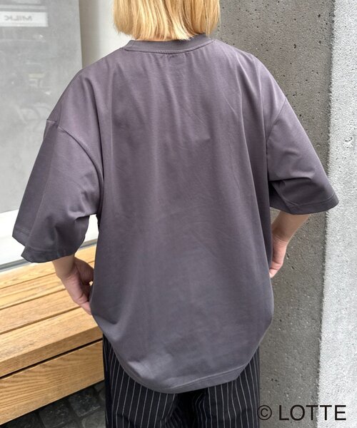 CIAOPANIC TYPY（チャオパニックティピー）の「【TYPY×LOTTE板ガム】持続冷感板ガムフォトTEE（Tシャツ/カットソー・メンズ・チャコールグレー/ホワイト・LARGE/SMALL/MEDIUM）」の9枚目の写真