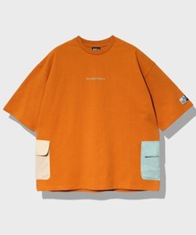 Mountain Mania（マウンテンマニア）の「Mountain Mania/マウンテンマニア　Mountain Mania x gsc オリジナル天竺 サイドポケットTEE【GSC別注】（Tシャツ/カットソー）」