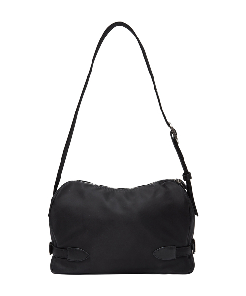 RAIMENT(レイメント)の「Side Belt Stud Brick Bag_Black(ショルダーバッグ・レディース・その他・FREE)」の4枚目の写真