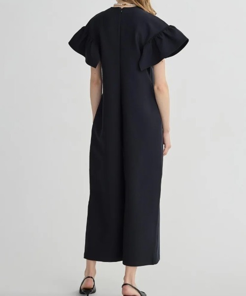 BIRTHDAY BASH(バースデイバッシュ)の「CLIONE FRILL ROMPERS(サロペット/オーバーオール・レディース・ベージュ/ネイビー・MEDIUM/SMALL)」の10枚目の写真
