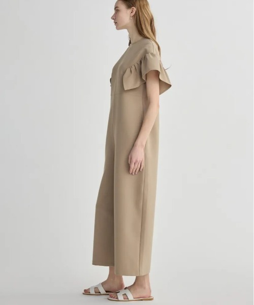 BIRTHDAY BASH(バースデイバッシュ)の「CLIONE FRILL ROMPERS(サロペット/オーバーオール・レディース・ベージュ/ネイビー・MEDIUM/SMALL)」の5枚目の写真