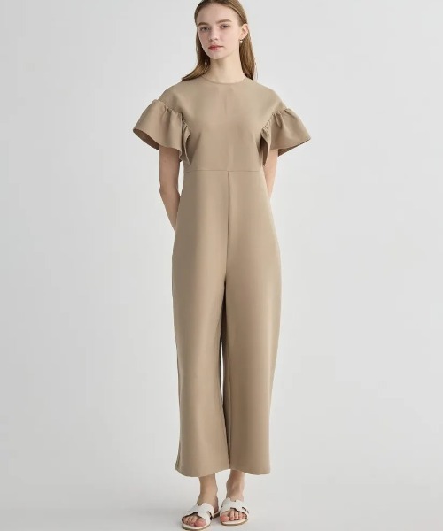 BIRTHDAY BASH(バースデイバッシュ)の「CLIONE FRILL ROMPERS(サロペット/オーバーオール・レディース・ベージュ/ネイビー・MEDIUM/SMALL)」の6枚目の写真