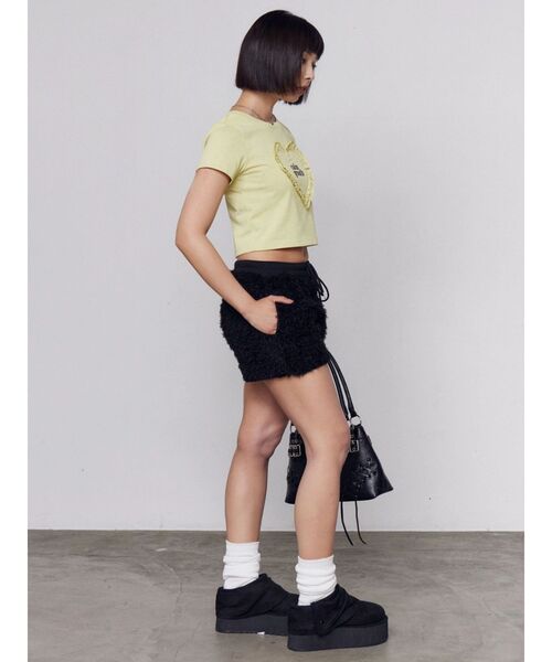EMODA(エモダ)の「フェザーショートパンツ(その他パンツ・レディース・アイボリー/ブラック/グレー・FREE)」の18枚目の写真