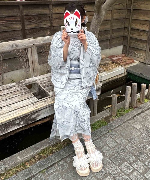 VIVIAN(ヴィヴィアン)の「【AS KNOW AS plus × VIVIANコラボ】シャイニーフリル厚底サンダル 【ZOZOTOWN限定商品】(サンダル・レディース・ブラック/アイボリー・M/L/S)」の9枚目の写真