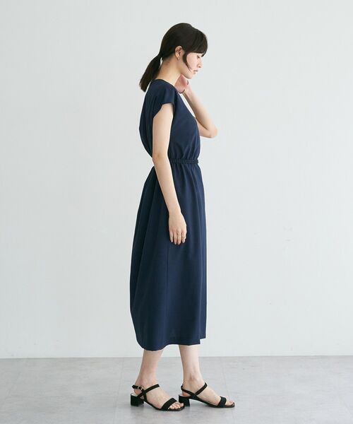 YECCA VECCA(イェッカヴェッカ)の「リネンライクスキッパーワンピース(ワンピース・レディース・ネイビー/グリーン/オレンジ/ライトベージュ・FREE)」の16枚目の写真