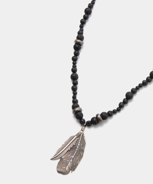 DNSR(ディーエヌエスアール)の「Feather Beaded Necklace(ネックレス・メンズ・その他・OS)」の2枚目の写真
