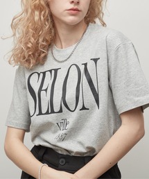 綿100％ SELONロゴプリントTシャツ