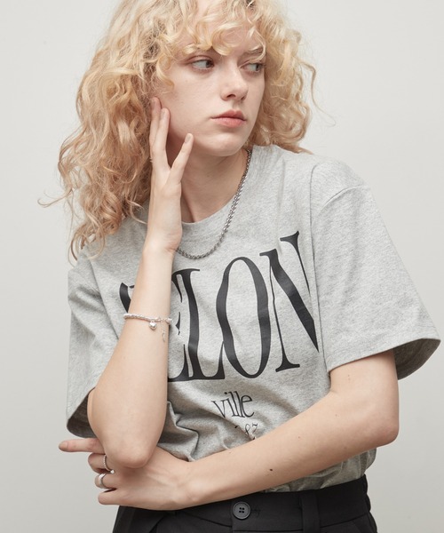uchi.(ウチ)の「綿100% SELONロゴプリントTシャツ(Tシャツ/カットソー・レディース・杢グレー/チャコールグレー/オフホワイト/サックスブルー/ワイン系・FREE)」の12枚目の写真